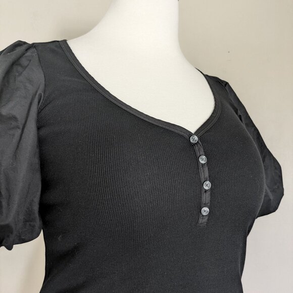 Old Navy Ribbed Cotton Puff SLeeve Sweetheart Neckline Top - Picture 4 of 6